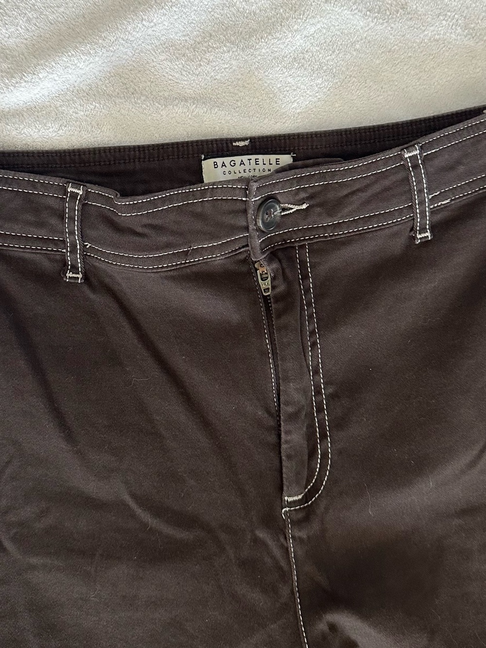 Bagatelle Women’s Wide Leg High Rise Dark Brown Jeans with Contrast Stitching
